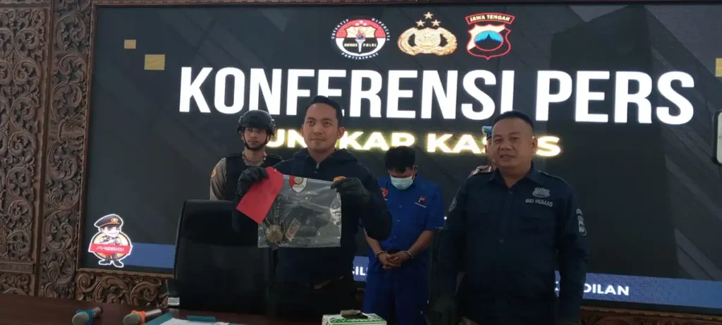 Penangkapan 18 polisi